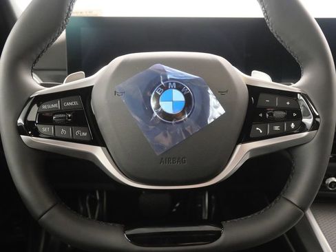 Used 2025 BMW 330i Sedan w/ Convenience Package image 21