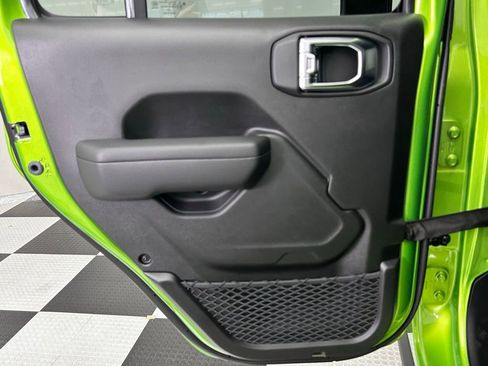 New 2025 Jeep Gladiator Rubicon w/ Safety Group image 18