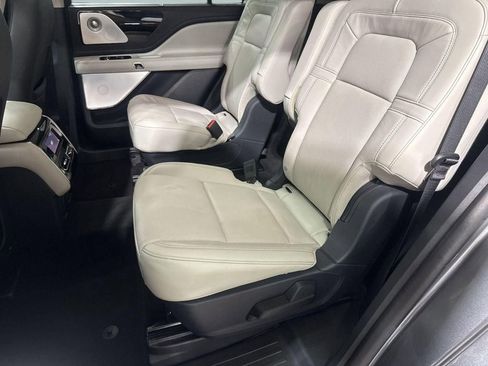 Certified 2025 Lincoln Aviator Reserve w/ Equipment Group 201A AWD/4WD image 27