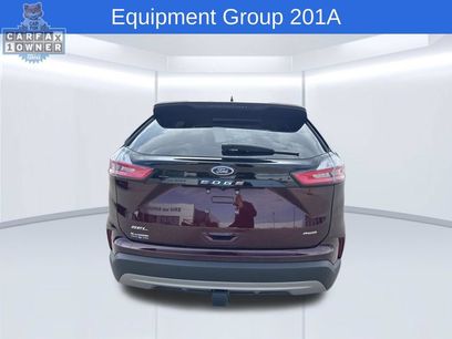 Used 2024 Ford Edge SEL w/ Convenience Package