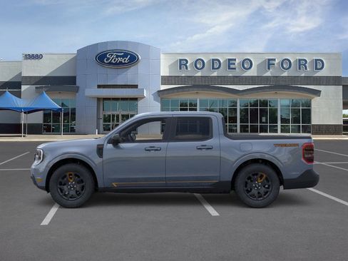 New 2026 Ford Maverick Tremor image 3