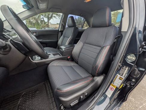 Used 2015 Toyota Camry SE FWD image 13
