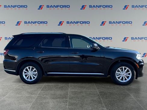 Used 2023 Dodge Durango SXT RWD image 6