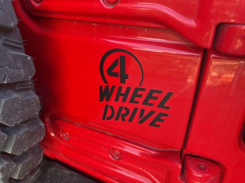 Used 2021 Jeep Wrangler Willys image 6