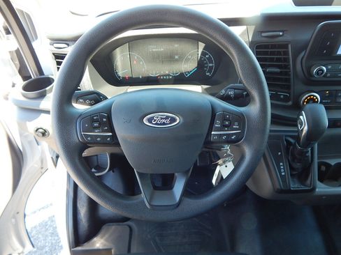 Used 2025 Ford Transit 250 Low Roof w/ Exterior Upgrade Package RWD image 24