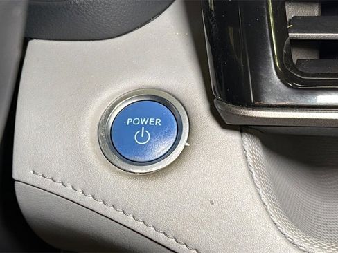 Used 2021 Toyota Highlander Limited image 33