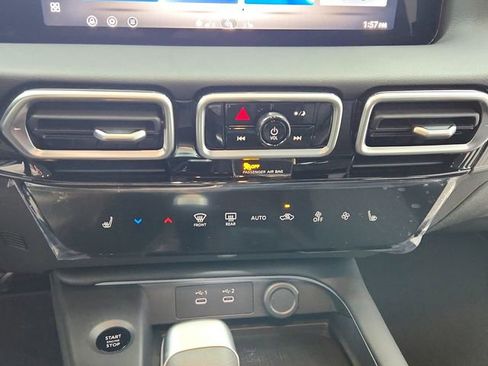 New 2026 Nissan Sentra SV w/ SV Convenience Package image 33