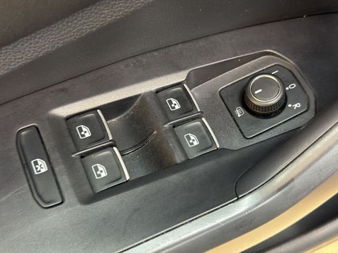 Used 2025 Volkswagen Jetta Sport FWD image 15