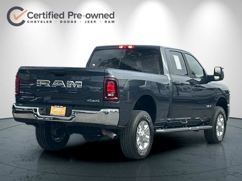 Used 2025 RAM 2500 Big Horn AWD/4WD image 4