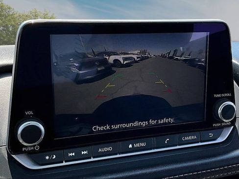 Certified 2023 Nissan Rogue SV FWD image 14