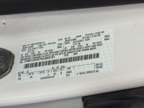 Used 2022 Ford Escape SE w/ Convenience Package FWD image 28
