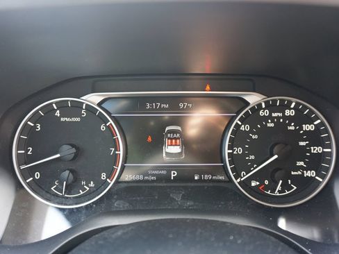 Used 2023 Nissan Rogue SL FWD image 7