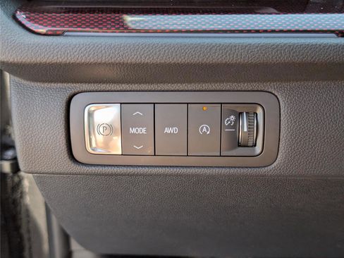 Used 2024 Chevrolet Traverse RS w/ LPO, Floor Liner Package image 26