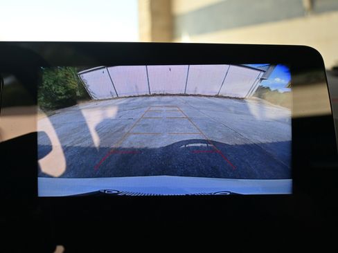 Used 2023 Chevrolet Corvette Stingray Convertible w/ 1LT image 25