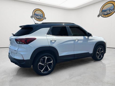 Used 2021 Chevrolet TrailBlazer RS w/ Convenience Package FWD image 2