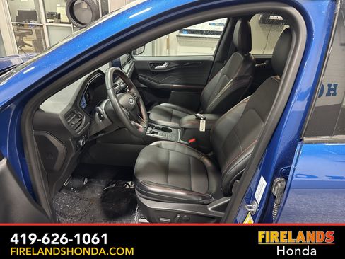 Used 2023 Ford Escape ST-Line Select image 13