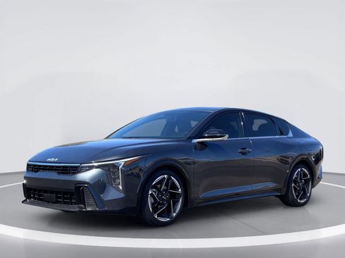 Used 2025 Kia K4 GT-Line FWD image 2