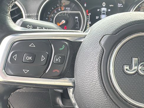 Certified 2020 Jeep Gladiator Overland image 22