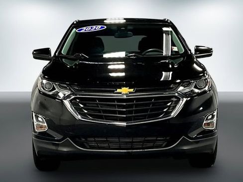 Used 2020 Chevrolet Equinox LT image 2