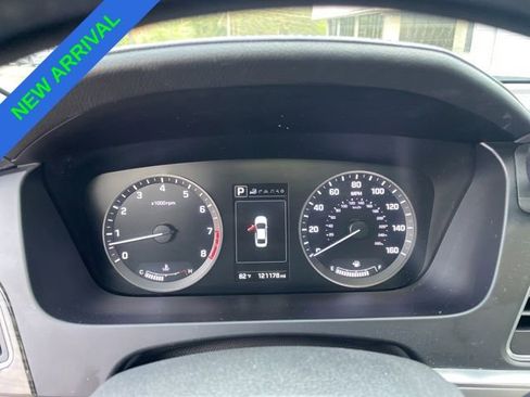 Used 2017 Hyundai Sonata Limited w/ Tech Package 03 image 14