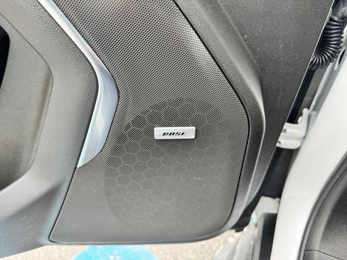 Used 2024 Chevrolet Tahoe High Country image 32