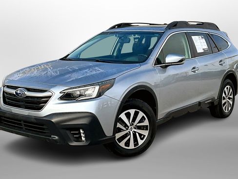 Used 2021 Subaru Outback Premium image 13