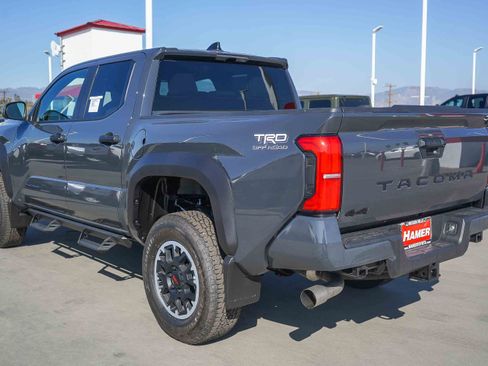 New 2025 Toyota Tacoma TRD Off-Road image 7