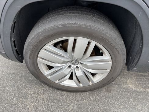 Used 2019 Volkswagen Atlas SEL image 32