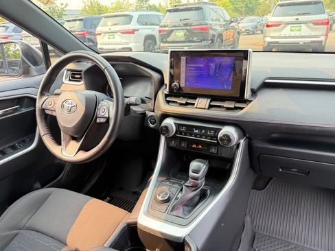 Used 2024 Toyota RAV4 SE w/ Weather & Moonroof Package AWD/4WD image 21