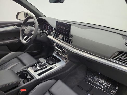 Used 2024 Audi Q5 2.0T Premium Plus AWD/4WD image 22