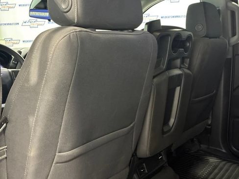 Used 2022 Chevrolet Silverado 1500 Custom RWD image 28