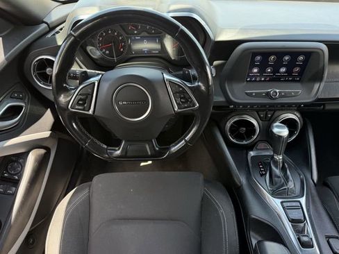 Used 2023 Chevrolet Camaro LT RWD image 10