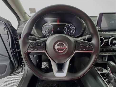 Used 2024 Nissan Sentra SV image 12