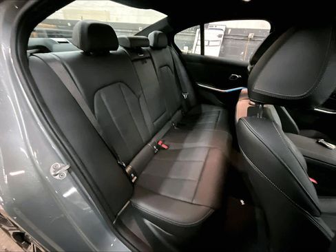 Used 2025 BMW 330i Sedan w/ Convenience Package image 29