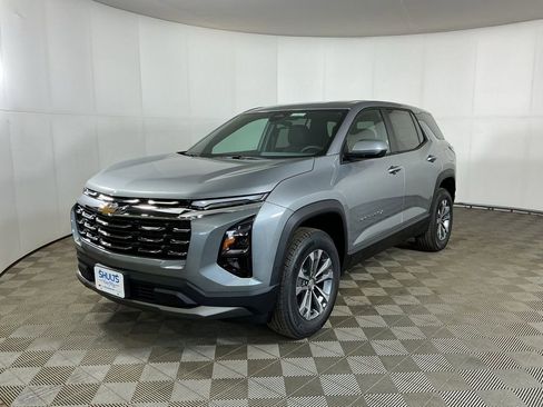 New 2026 Chevrolet Equinox LT AWD/4WD image 3