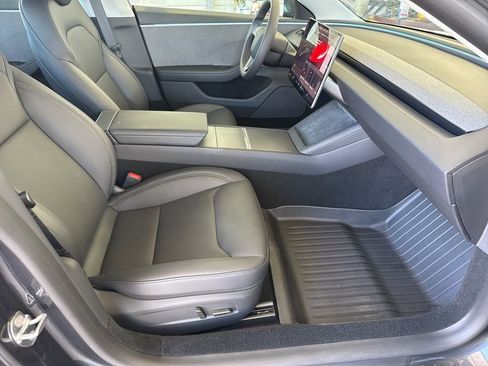 Used 2025 Tesla Model 3 Long Range image 23