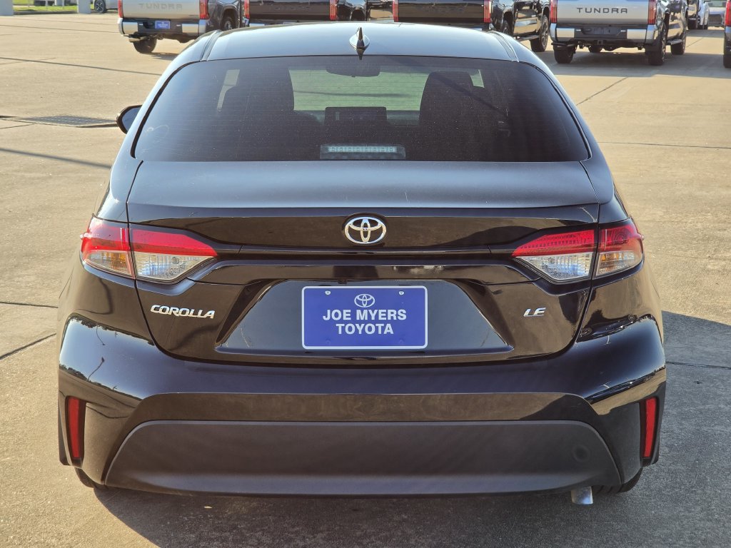 Used 2026 Toyota Corolla LE FWD image 8