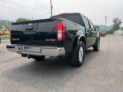 Used 2016 Nissan Frontier SV AWD/4WD image 6