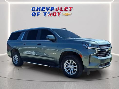 Used 2023 Chevrolet Suburban LT w/ Luxury Package AWD/4WD image 1