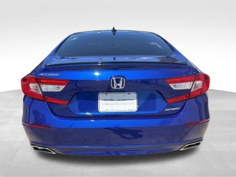 Used 2022 Honda Accord Sport image 2