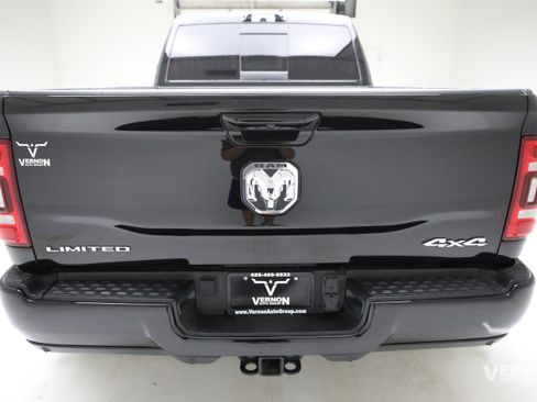 Used 2024 RAM 3500 Limited AWD/4WD image 4