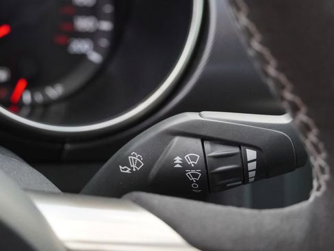 Used 2019 Ford Mustang Shelby GT350 w/ Technology Package RWD image 29