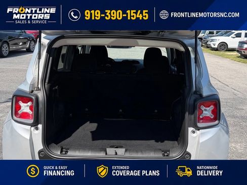 Used 2017 Jeep Renegade Trailhawk AWD/4WD image 16