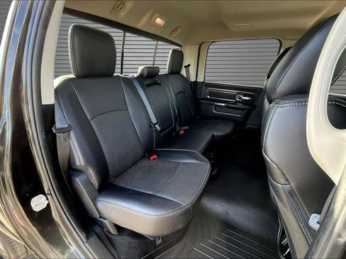 Used 2016 RAM 1500 Laramie w/ Convenience Group AWD/4WD image 26