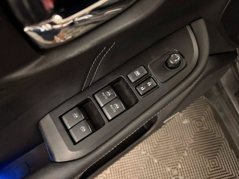 Used 2018 Subaru Outback 2.5i Limited AWD/4WD image 7
