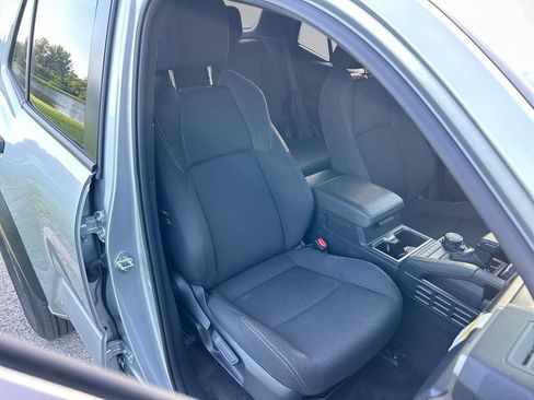 Certified 2025 Toyota 4Runner SR5 AWD/4WD image 31