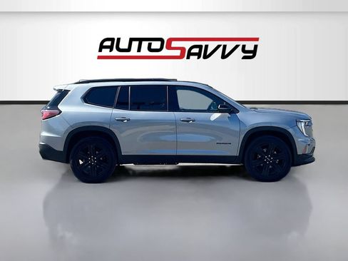 Used 2026 GMC Acadia Elevation w/ Black Edition FWD image 8