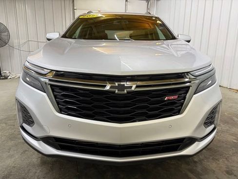 Used 2022 Chevrolet Equinox RS FWD image 2