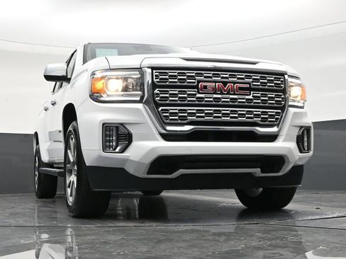 Used 2022 GMC Canyon Denali RWD image 27