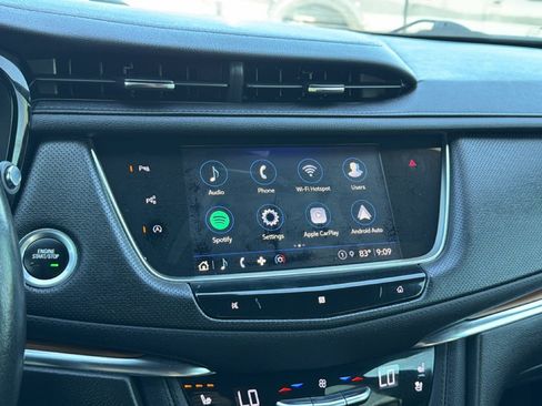 Used 2021 Cadillac XT5 Premium Luxury FWD image 17